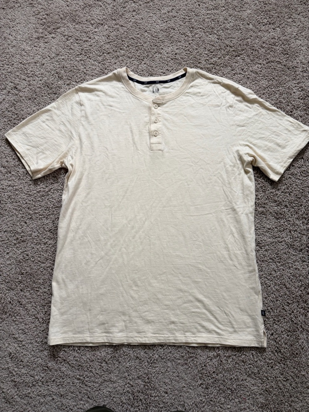 GAP Men's Cream Short-Sleeve Henley Button-Front Shirt